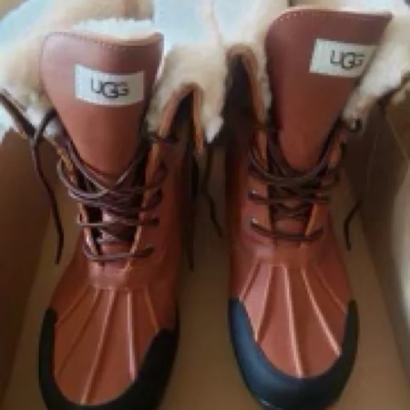 UGG | Shoes | Brand New Men Size 5 Ugg Winter Boots With Fur  display picture 2